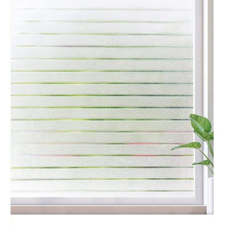 Raidallisella kuviolla itseliimautuva ikkunakalvo talon ikkunaan