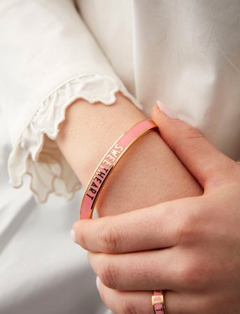 Design Letters Word Candy Bangle - Pink - ONE SIZE