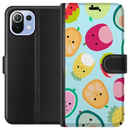 Kompatibel Tegnebogsetui til Xiaomi Mi 11 Lite Mønster af kawaii frugter som jordbær citron ananas og avocado på lyseblå baggrund