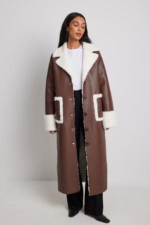 Lisa & Lena for NA-KD Manteau en faux cuir à détail en peluche - Manteaux et Blousons Teddy - Brun - EU 40