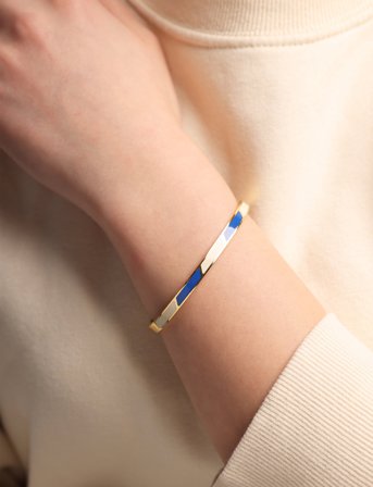 Design Letters Striped Candy Bangle - Blue - ONE SIZE