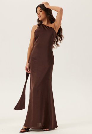 Bubbleroom Occasion-One Shoulder Scarf Satin Gown-34