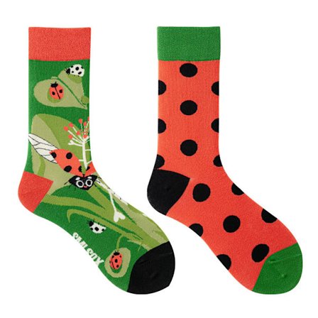 5 par Många stilar av AB-strumpor asymmetriska kreativa trendiga strumpor roliga par mandarinanka färgade mellanhöga strumpor