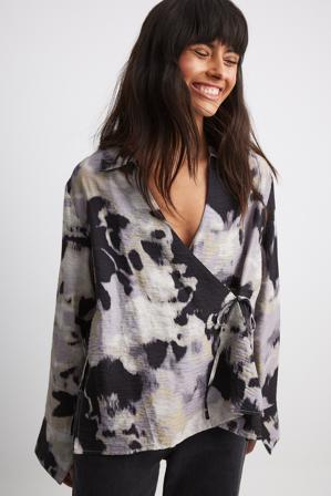 NA-KD Blouse nouée coupe cache-cœur - Blouses - Multicolore - EU 34