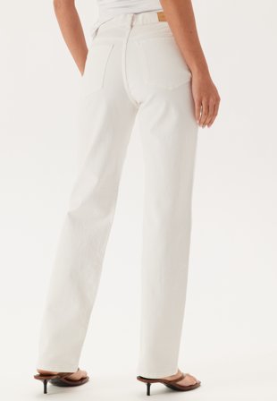 Bubbleroom - Low Waist Straight Jeans - Offwhite - Kläder
