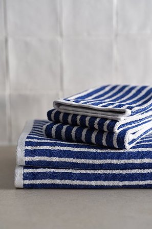 Jotex - Handdoekenset 4 Stuks Kobaltblauw/gebroken Wit Kobaltblauw/gebroken wit - DIXIE - Koop Handdoekenset bij Jotex