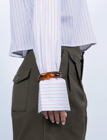 SUI AVA Chunky Bangle - Brown - ONE SIZE