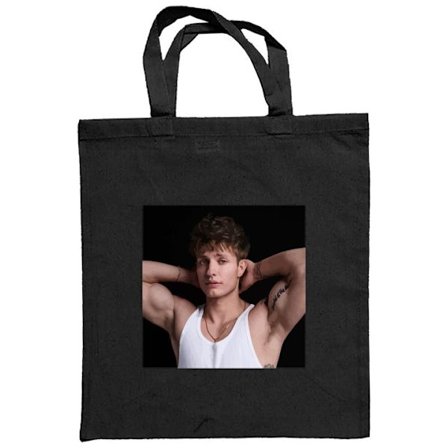 Stoffpose Matt Rife komiker stand-up morsom humor trend