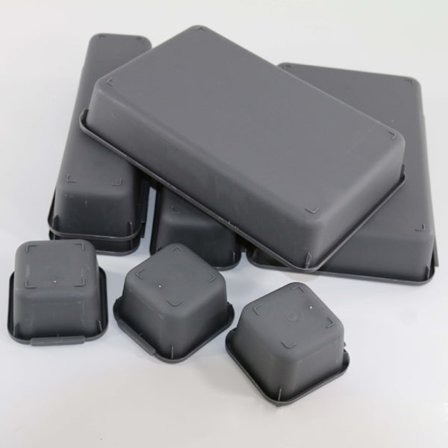 Sammenlåsende skuffeorganisator for multifunksjonelle lagringsløsninger, holdbare plastbokser som holder seg ryddige med tilpasset layoutdesign 