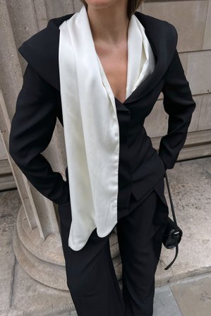 Michaela Delér x NA-KD Open Shawl Neckline Blazer - Blazere - Sort - EU 36