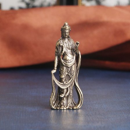Samlerbart antikk kobber Buddha Guanyin Bodhisattva Utsøkt