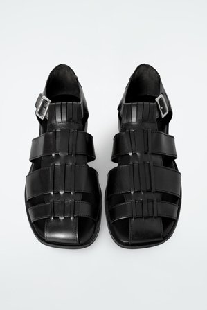 COS Women's Sandalias Cangrejeras De Piel in Negro
