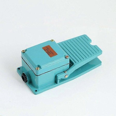 AC 250V 15A Liukumaton Jalkakytkin, Teollinen Jalkakytkin, SPDT Alumiininen Hetkellinen Jalkakäyttöinen Tehonsäätöpoljin Kytkinrasia