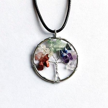 Grunda pulveriserad krossad sten Livets träd hänge halsband med M