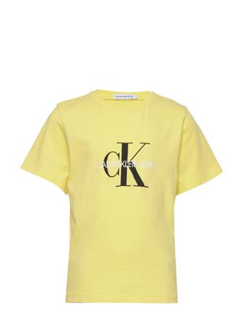Monogram Logo T-Shirt T-shirts Short-sleeved Keltainen Calvin Klein