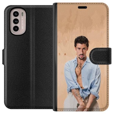 Yhteensopiva Lompakkokotelo Motorola Moto G31 Bad Bunny Super Bowl-inspiroima grafiikka, jossa NFL-trofe ja San Franciscon silta urheilusuunnittelussa