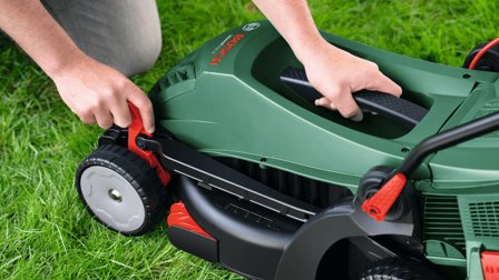 Bosch UniversalRotak 34-405 lawn mower