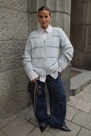 Janka Polliani x NA-KD gestrickte gestreifter Cardigan - Strickware - BlauStripe - XS (EU 32)