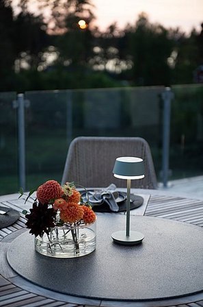 Jotex - Bordslampa Lyon Usb 30 cm Grön/Grå - Köp Utebelysning hos Jotex
