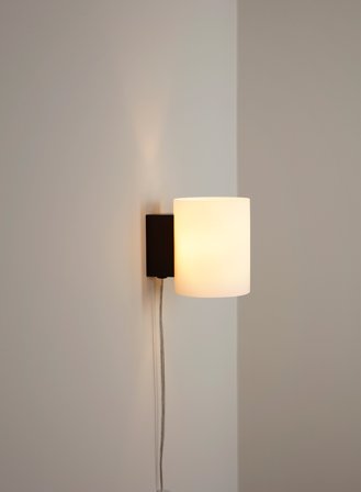 Enya vegglampe liten - grå