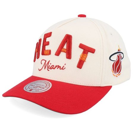 Mitchell & Ness - NBA Beige adjustable Keps - Miami Heat Staggered Zag Pro Off White/Red A-frame Adjustable @ Hatstore