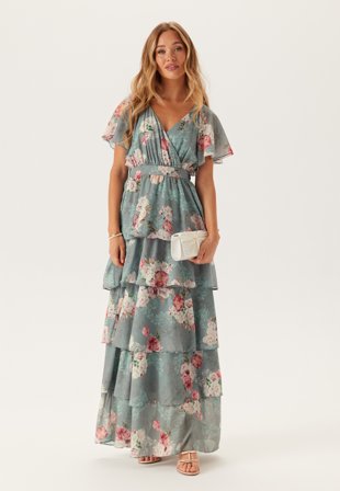 Goddiva - Floral Flutter Tiered Maxi Dress - Air Force Blue S - Kläder - - Bubbleroom