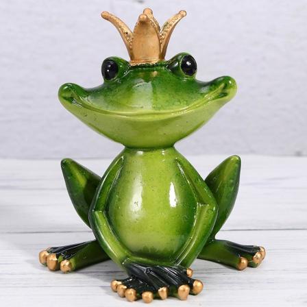 Frosk med krone dekorativ figur Frosk statue harpiks dyrehåndverk harpiks dyrepynt