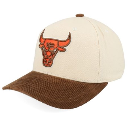 Mitchell & Ness - NBA Beige adjustable Keps - Chicago Bulls Tawny Pro Crown Cream/Brown A-Frame Adjustable @ Hatstore