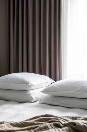 Hasta - Gardin Lina 132x250 cm - Brun - Gardinfag - 132X250 - Fra Homeroom