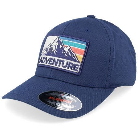 Wild Spirit - Blå flexfit Keps - Mountain Adventure Patch Navy Flexfit @ Hatstore
