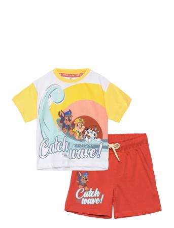 Set 2P Bermuda + Ts Patterned Paw Patrol