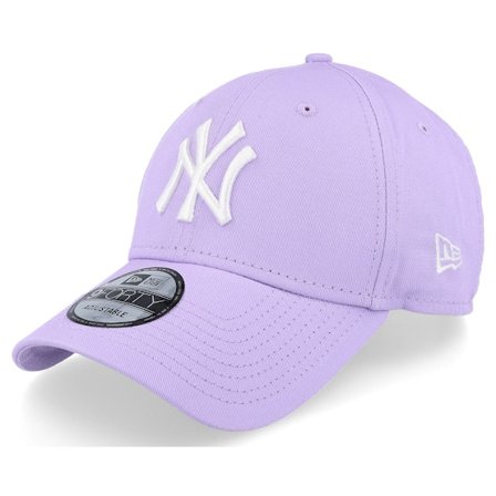 New Era - New York Yankees League Essential 9FORTY Lilac/White Adjustable Adjustable Purple Cap - MLB @ Hatstore