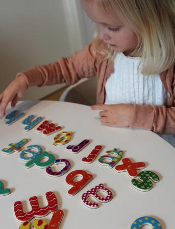 Magnetic Letters In A Milk Carton Toys Puzzles And Games Pegged Puzzles Multi/mönstrad Magni Toys