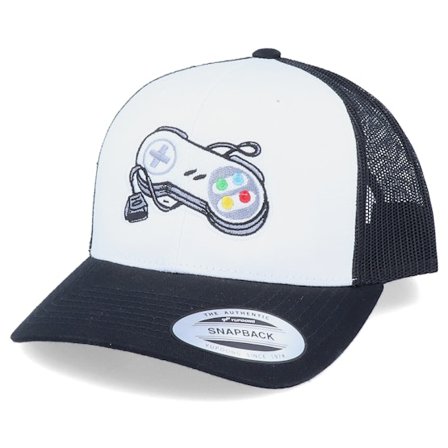 Iconic - White - trucker - Cap - Super Controller Retro Black/White Trucker - Hatstore
