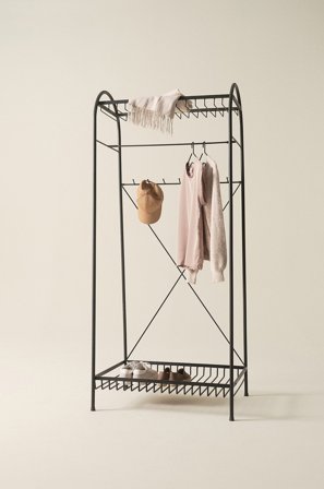 Jotex - Klesstativ Jern Matt black WINTON - Kjøp Entrémøbler hos Jotex