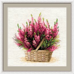 Broderipakke Bilde En kurv med røsslyng - Riolis