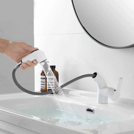 Hvit servantkran med uttrekkbar servantbatteridusj KLB