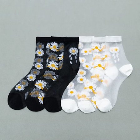 Card Silk Women's Socks Spring And Summer New Nylon Ultra-Thin Tube Fashion cute Daisy Anti-Hook Silk Ladies Socks In Stock