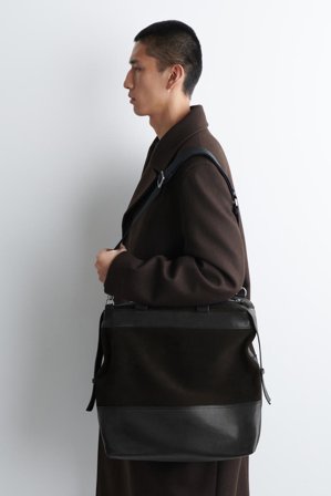 COS Men's City Messenger Bag - Leather in Brown