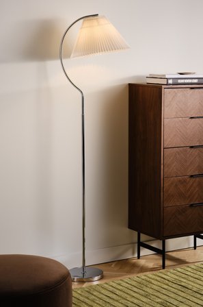 Jotex - CELIE gulvlampe krom/hvit - Kjøp Gulvlamper hos Jotex