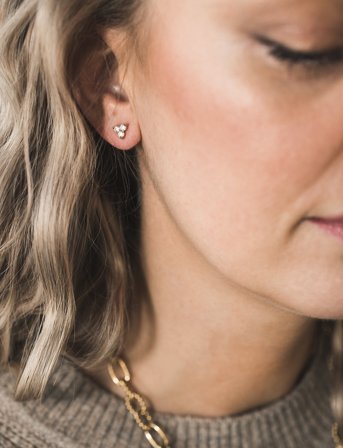 By Jolima Flower Crystal Earring - Gold - ONE SIZE