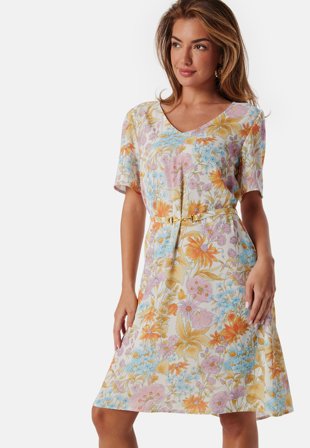 Ida Sjöstedt Maya Dress Floral Klær