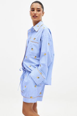 Handpicked x NA-KD Lösa shorts med broderidetalj - Sommarset - Blå/Randig - EU 38