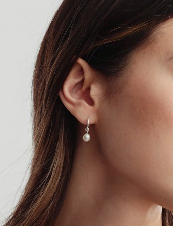 Syster P Treasure Pearl Hoops Silver - Silver - ONE SIZE