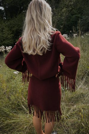 Olivia TPS x NA-KD Jupe à franges - Mini jupes - Burgundy - EU 36