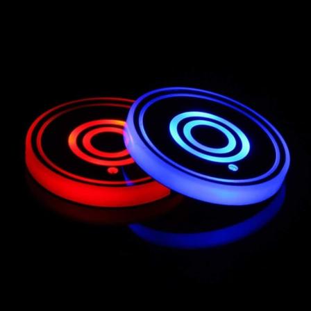 LED Bilkopholderlys, 7 Farver Skiftende USB Opladningsmåtte Vand