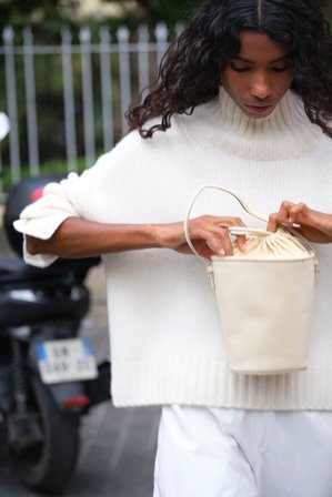 Soft Goat - Girlfriend turtleneck - Kaschmirpullover für Damen - XL - Feather White