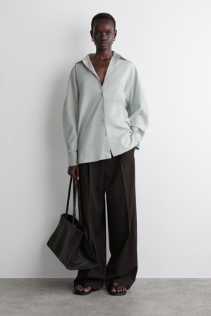 COS Women's Camisa Redondeada De Algodón Pima in Verde