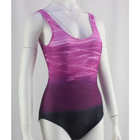 Kvinders badedragt i ét stykke med farveblokke og krydsryg