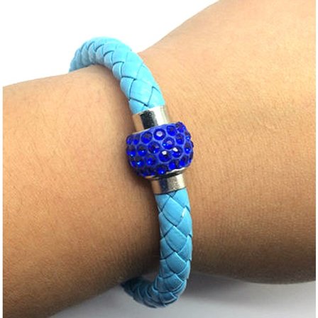 Nahkainen ranneke magneettisella strassilla